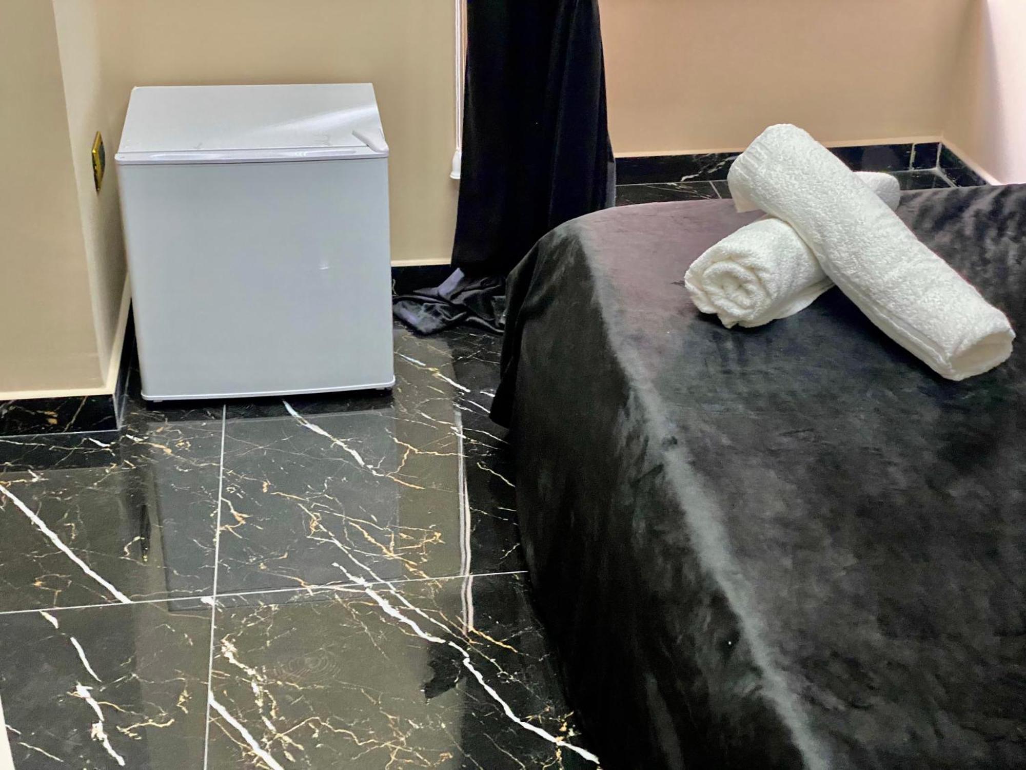 Al Binario Di Napoli Acomodação com café da manhã Exterior foto
